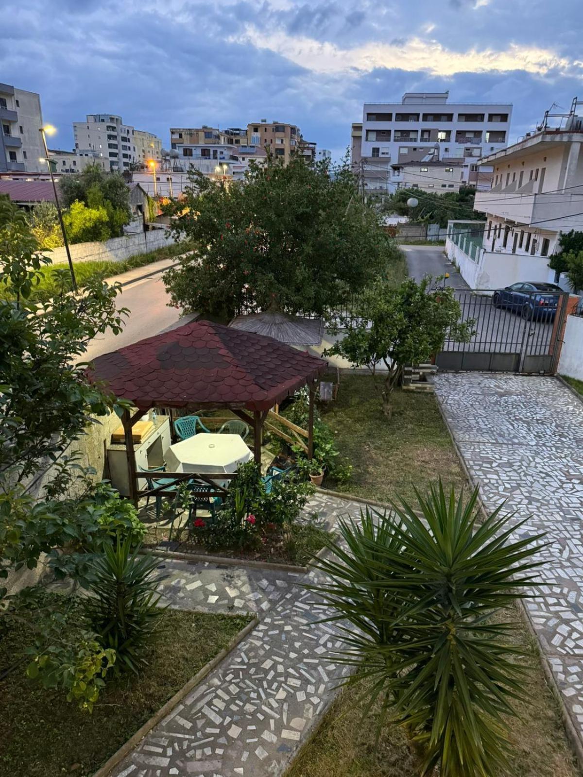 Melas Villa Дуррес Екстер'єр фото