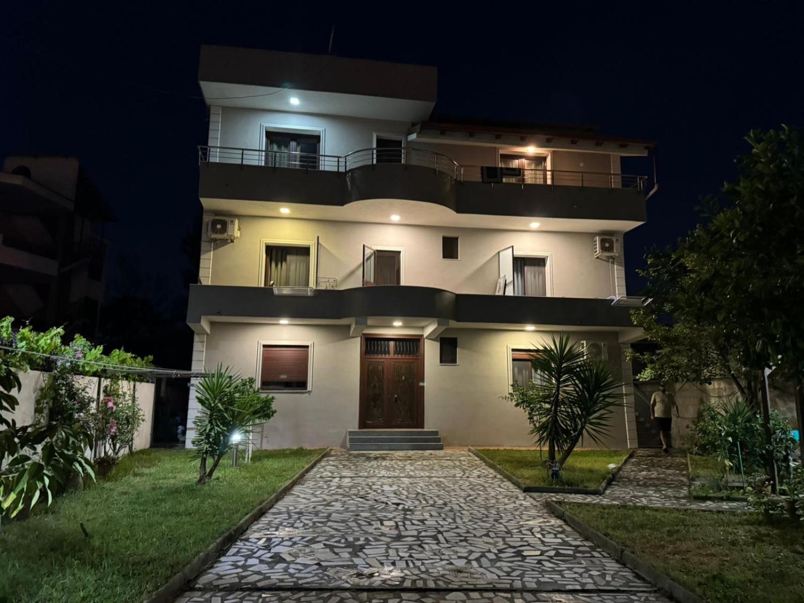 Melas Villa Дуррес Екстер'єр фото