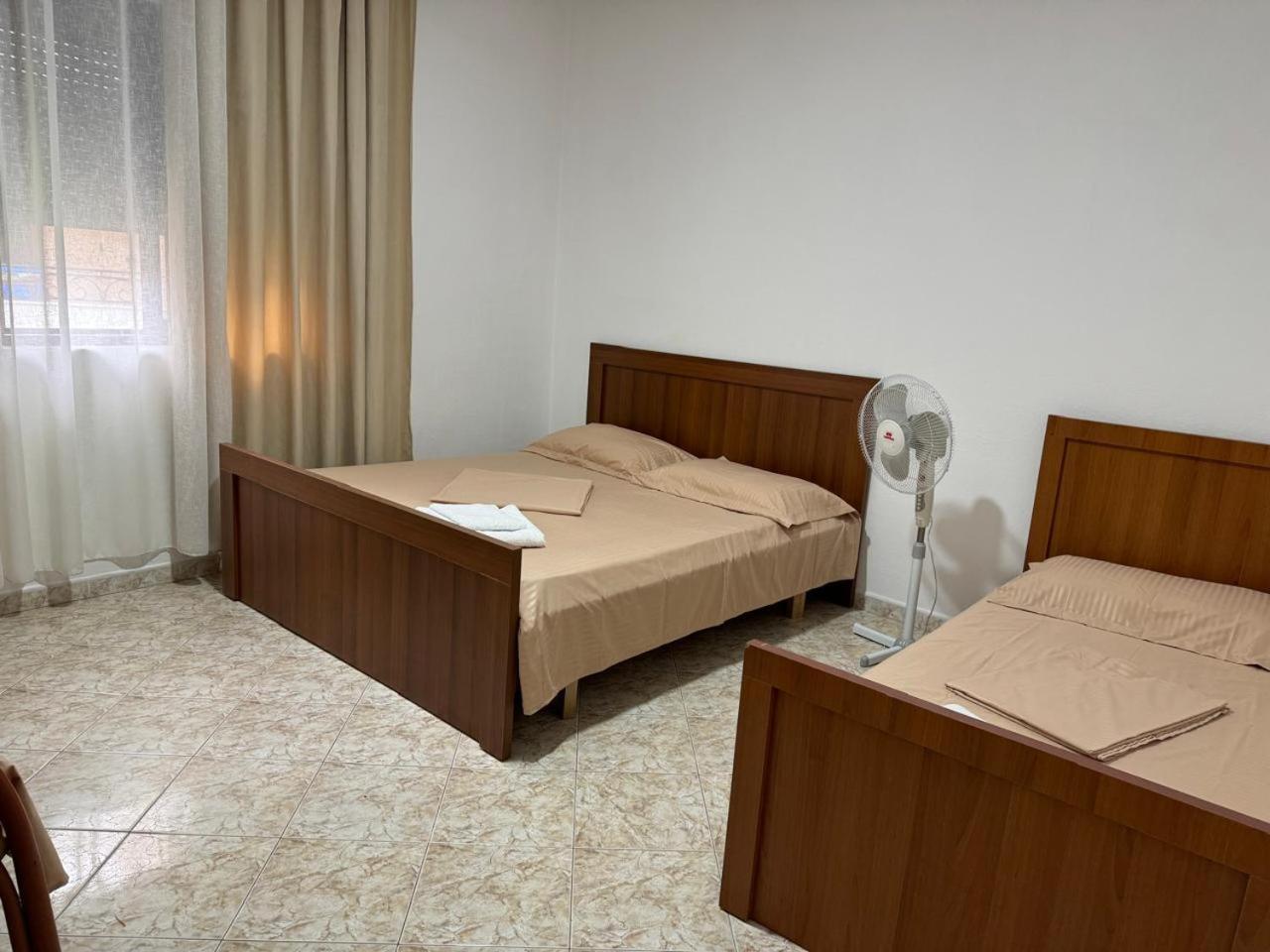 Melas Villa Дуррес Екстер'єр фото